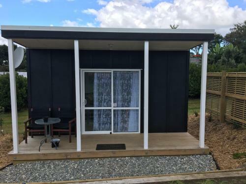 Mel's Cabins