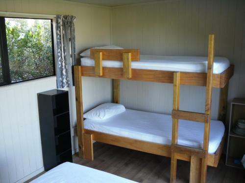 Opunake Beach Kiwi Holiday Park