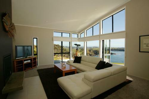Villa Cliff House