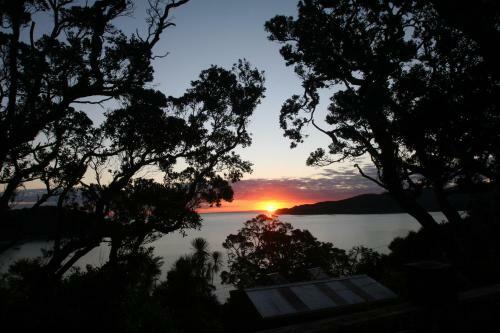 Bed & Breakfast Awesome View Cottage