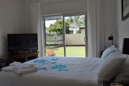 Paradise In Whitianga B&B