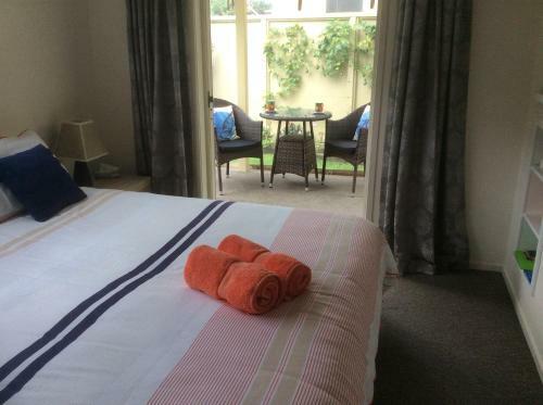 Bed & Breakfast Albert Mews B And B