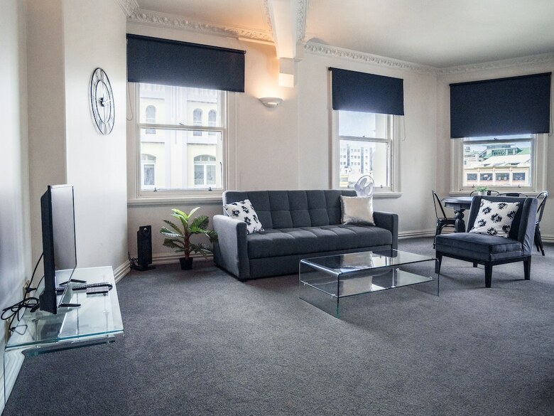 Apartamentos U Suites On Manners