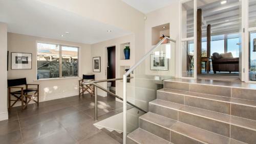 Stewart Lodge Luxury Spa