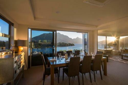 Lakefront Luxury By Touch Of Spice
