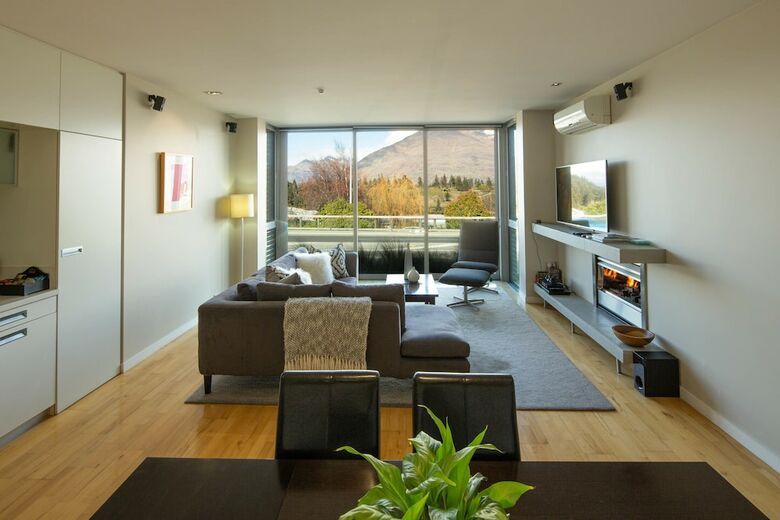 Apartamentos Qs Jade
