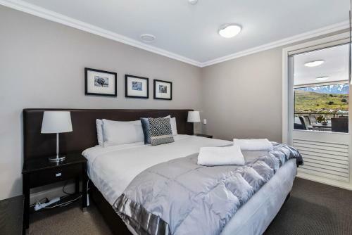 Private Apartment At The Shores ? Construction In Complex Obstructing View