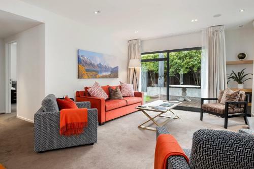 Queenstown Retreat - Grand