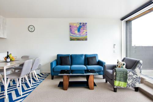 Black Diamond Apartment