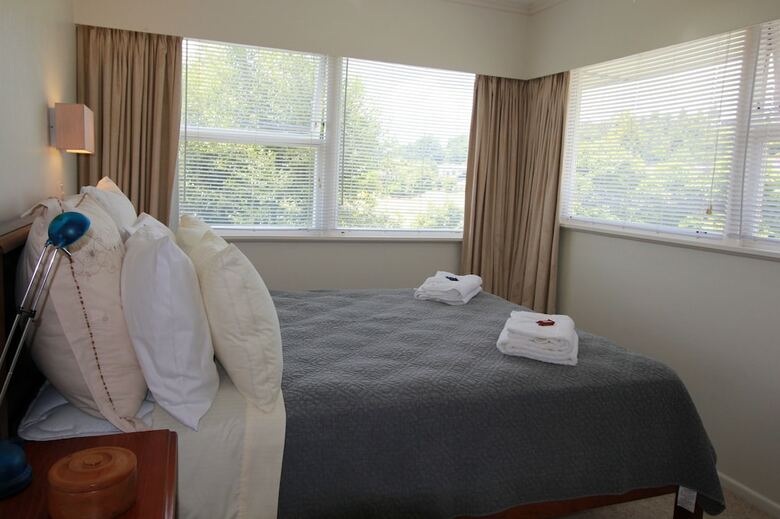 Bed & Breakfast Geyser Lookout