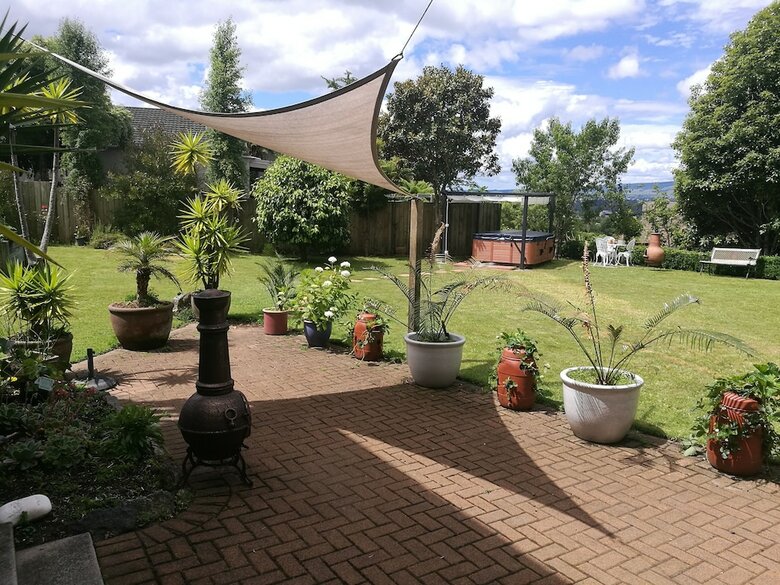 Bed & Breakfast Geyser Lookout