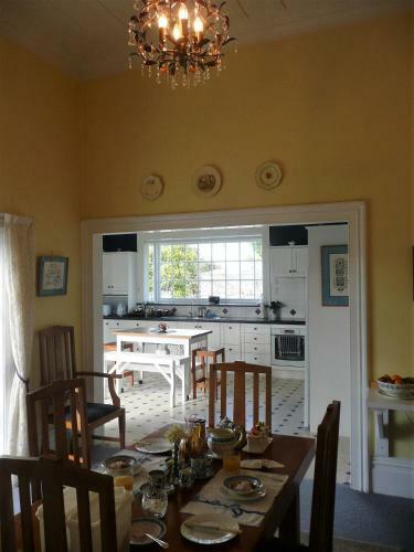 Bed & Breakfast Pukepapa Lodge