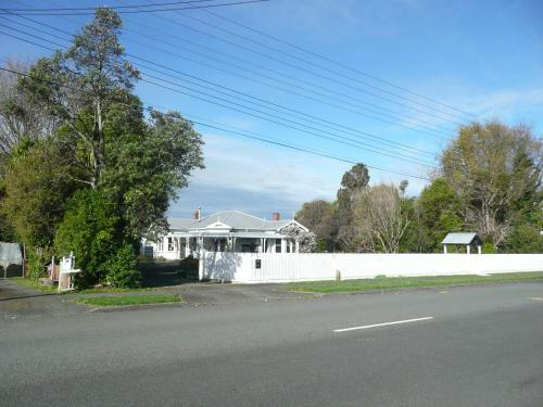 Bed & Breakfast Pukepapa Lodge