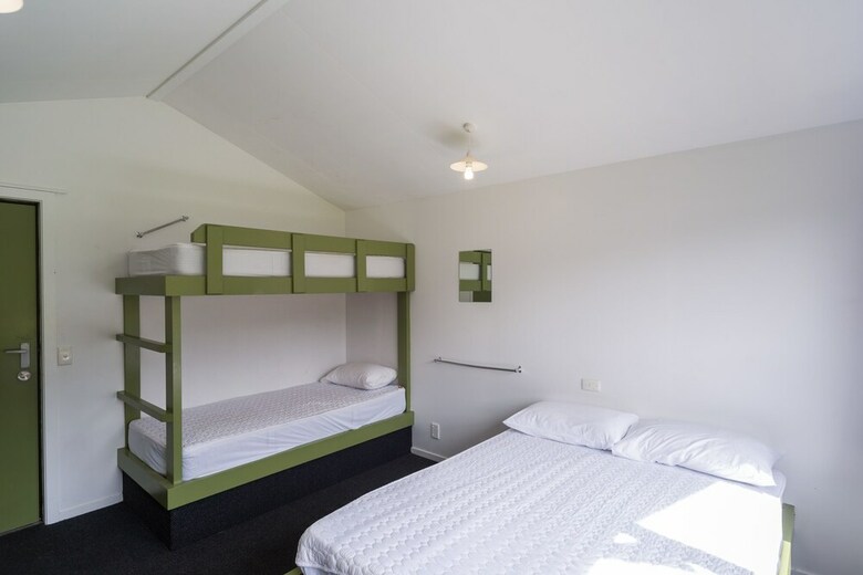 Kaiteriteri Reserve Cabins