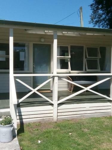 Featherston Motels And Camping