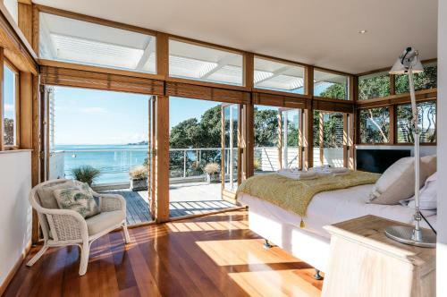 The Beach House - Oneroa Beach