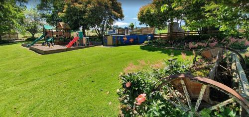 Motel Clutha Gold Cottages