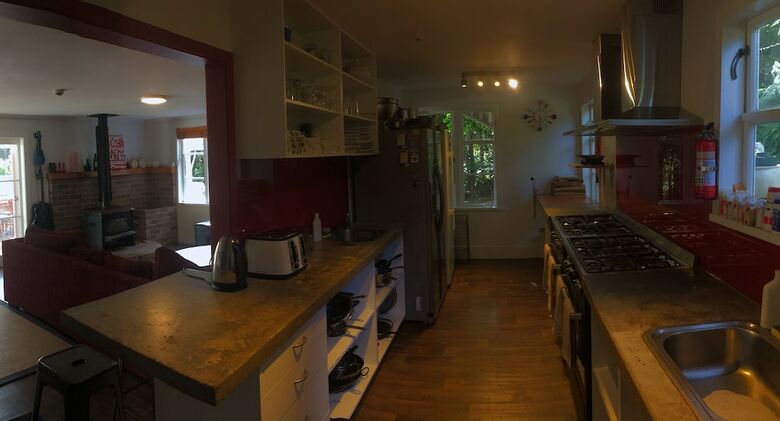 Albergue Hekerua Lodge Backpackers