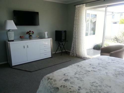 Bed & Breakfast Courtenay B & B