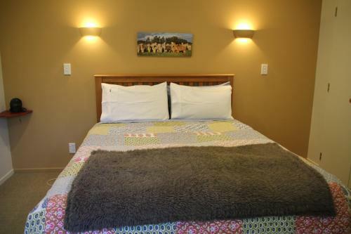 Agroturismo Silverstream Alpaca Farmstay & Tour