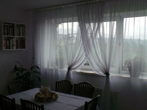 Hostal 9 Si? Murowany Dom