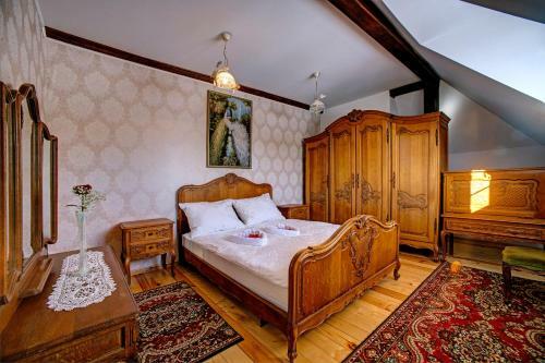 Hostal Noclegi Dw�r Szlachecki Biedacz�w