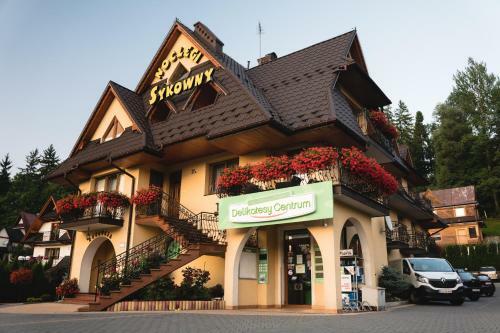 Hostal Sykowny