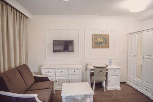 Hotel Dom Goscinny Bialy Dworek