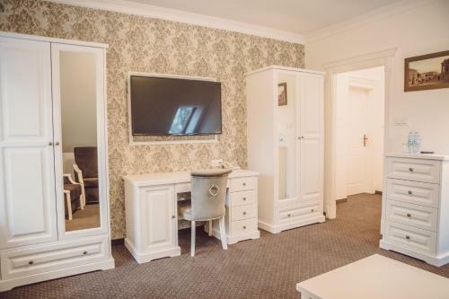 Hotel Dom Goscinny Bialy Dworek