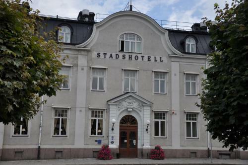�m�ls Stadshotell - Sweden Hotels