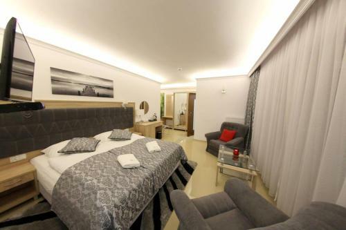 Hotel Wichrowe Wzg�rze Chmielno