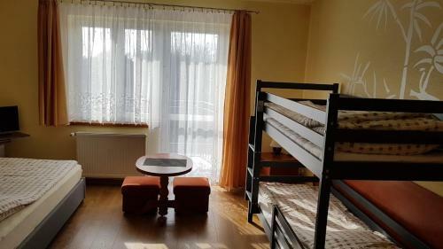 Hostal Lazur