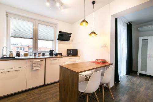 Pfenning By Happy 7 Apartments