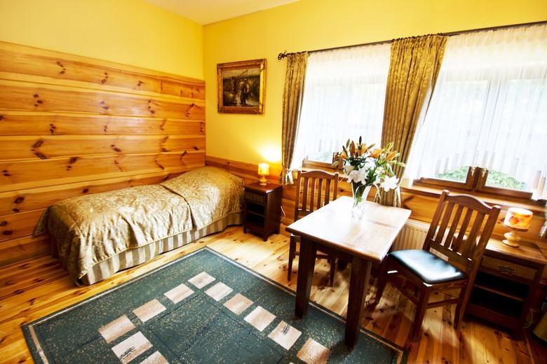 Hotel Dworek Wapionka