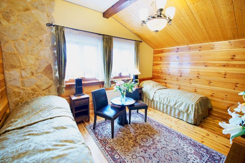 Hotel Dworek Wapionka