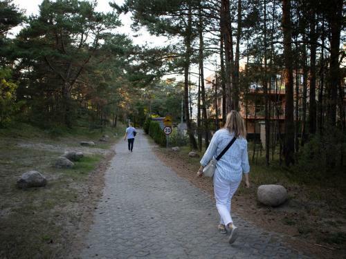 Apartament Dariusz Jurata Z Gara?em
