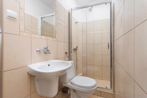 Hostal Dom Wypoczynkowy Arka