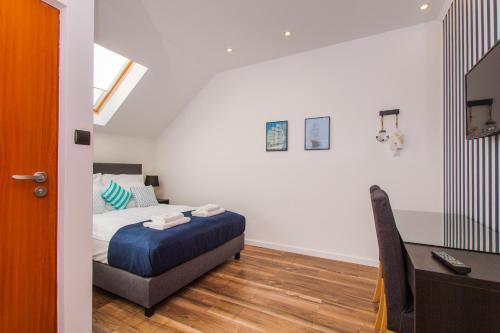 Hostal Miramar (adults Only)