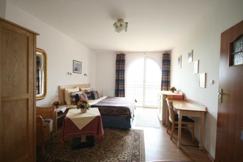 Hostal Dworek ?eba