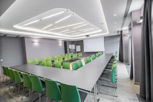 Hotel Astone Conference & Spa