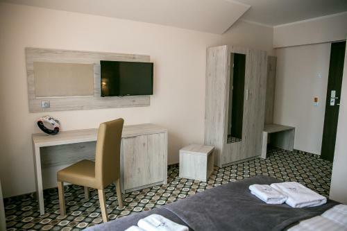 Hostal Marina Mielno Z Widokiem Na Jezioro