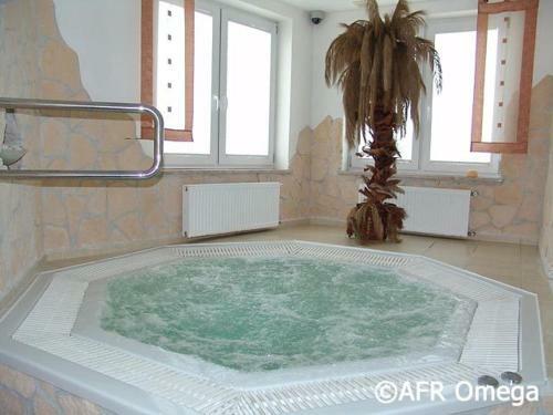 Hostal Brydar With Sauna, Swimming Pool And Jacuzzi