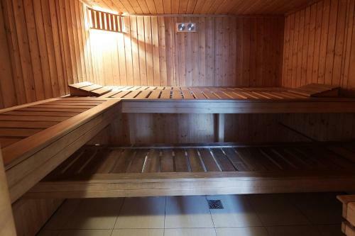 Hotel W?�kniarz
