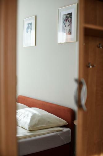 Hotel W?�kniarz