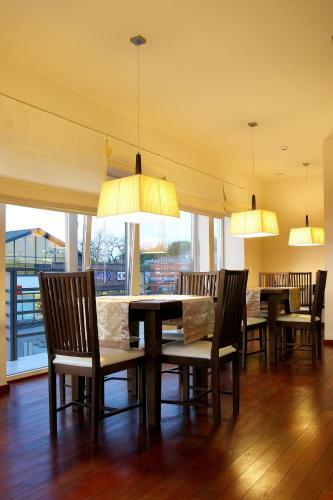 Hostal Guesthouse Sinchronas