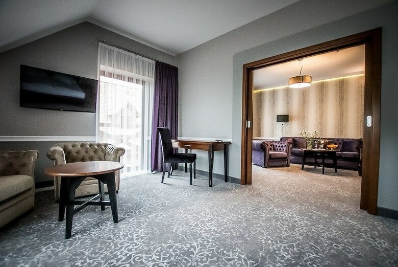 Hotel Poledno