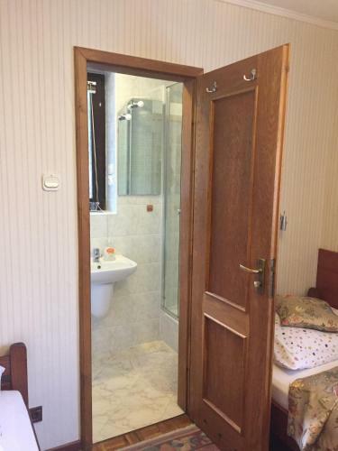 Hostal Villa Almira