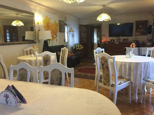 Hostal Villa Almira