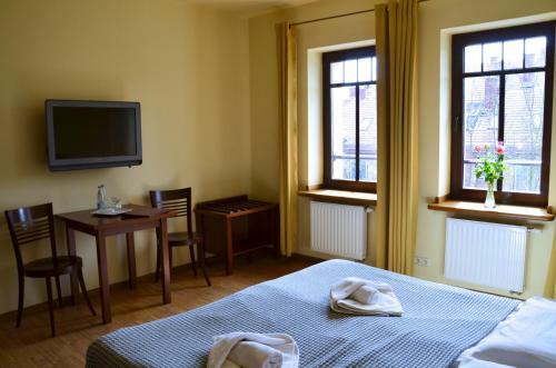 Hotel Jasny Dw�r