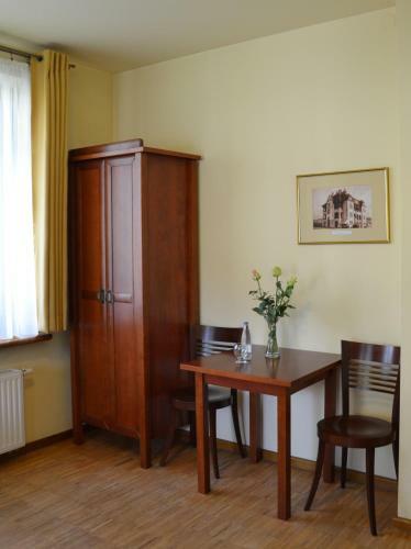 Hotel Jasny Dw�r